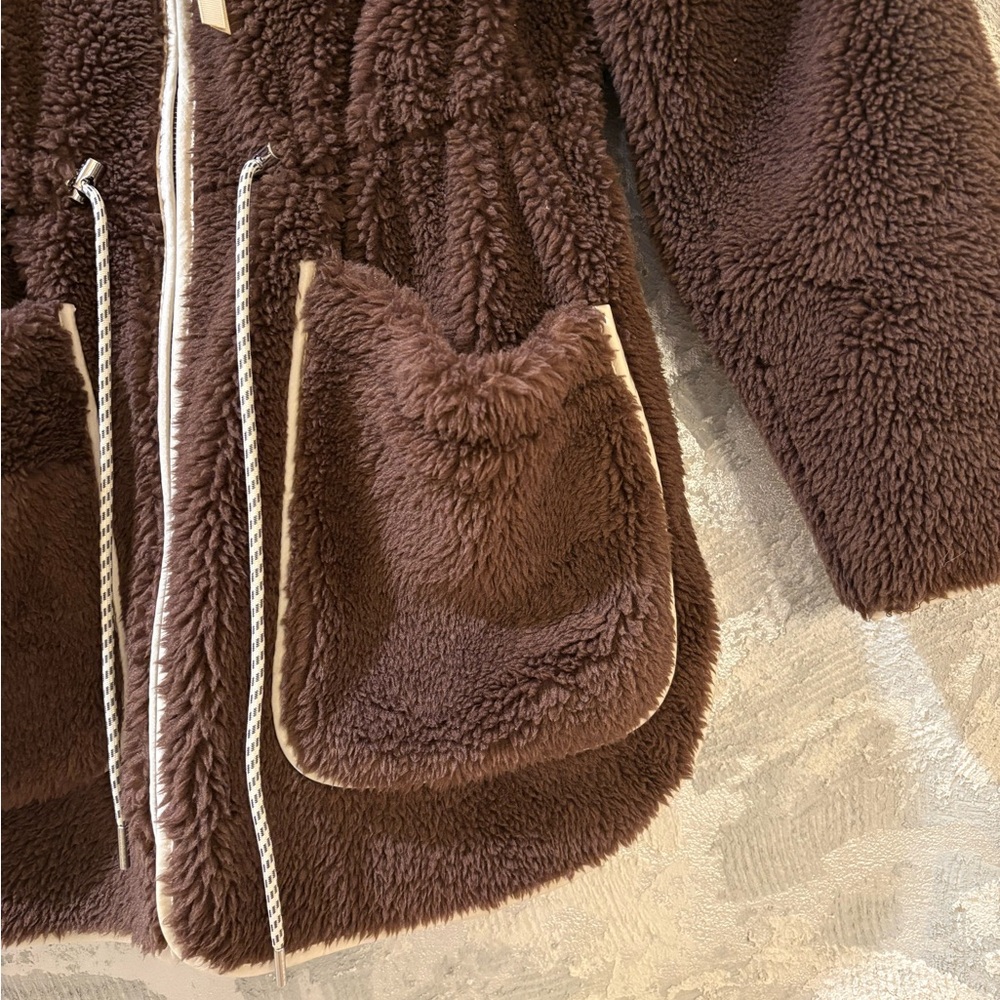 Varley Angelina Sherpa Coat - Picture 8 of 11